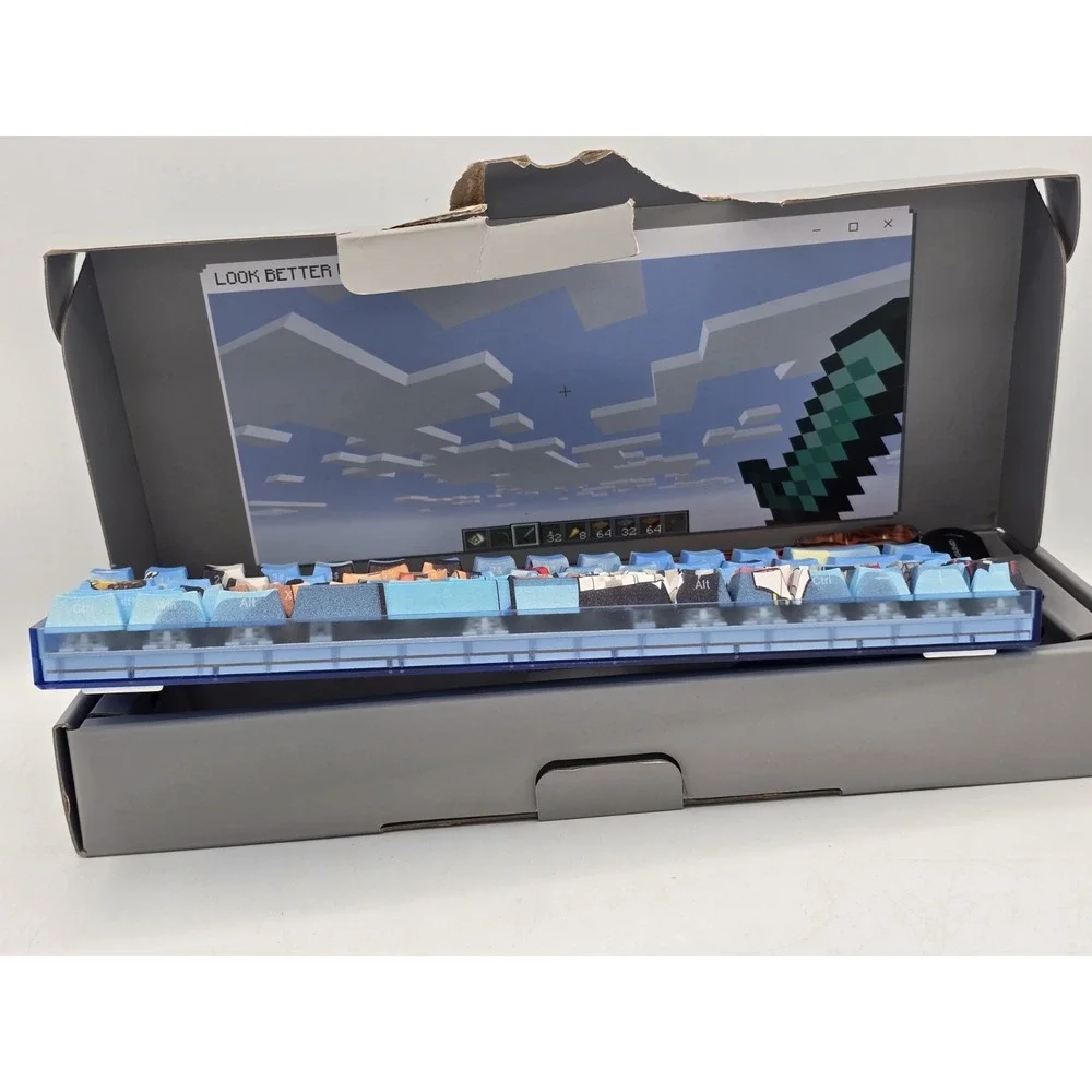 Minecraft Hi ground Keyboard, Gaming Keyboard - USED ONE TIME - Complete